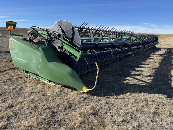 2020 John Deere 745FD Header Combine