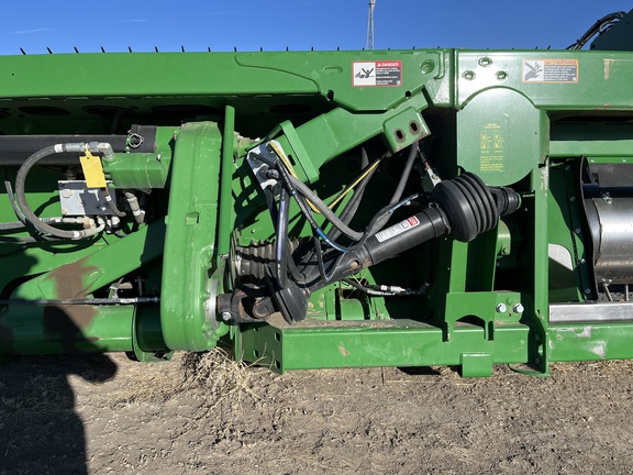 2020 John Deere 745FD Header Combine