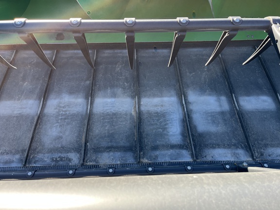 2020 John Deere 745FD Header Combine