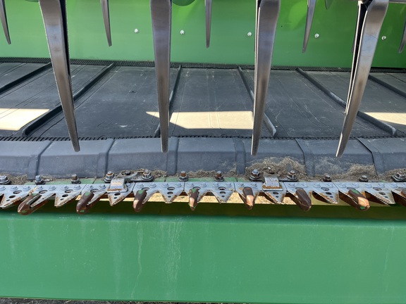 2019 John Deere 745FD Header Combine