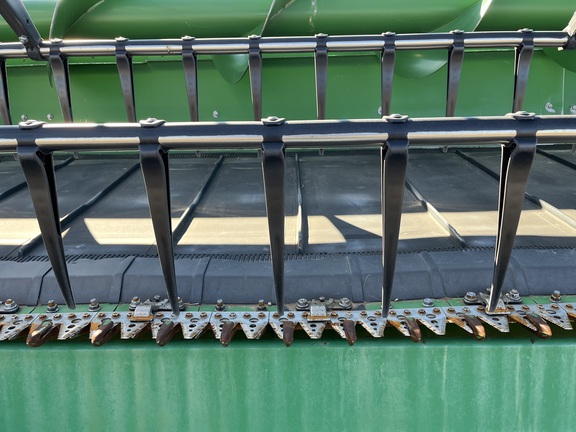 2019 John Deere 745FD Header Combine