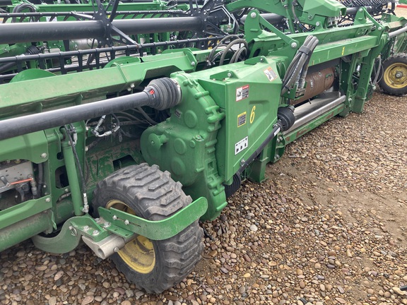 2025 John Deere HDF 45 Header Combine