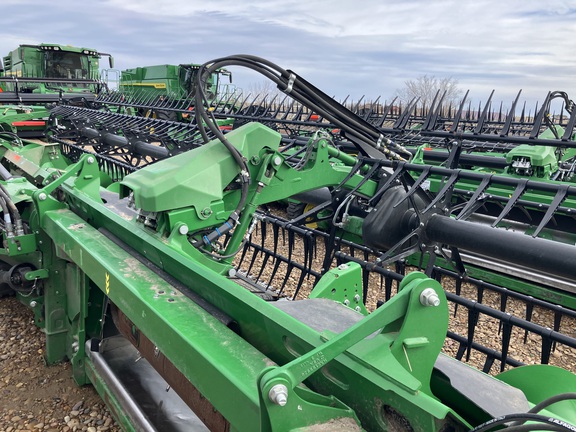 2025 John Deere HDF 45 Header Combine