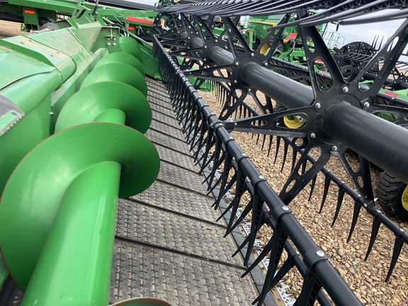 2025 John Deere HDF 45 Header Combine