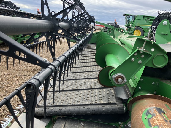 2025 John Deere HDF 45 Header Combine