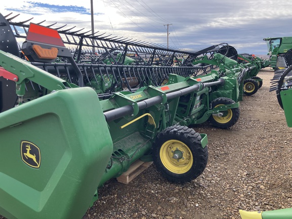 2025 John Deere HDF 45 Header Combine