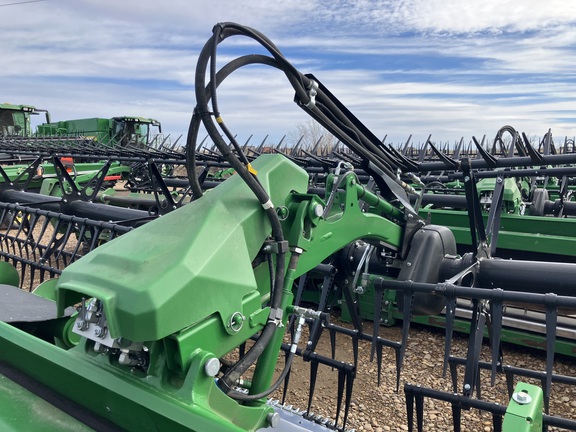2025 John Deere HDF 45 Header Combine