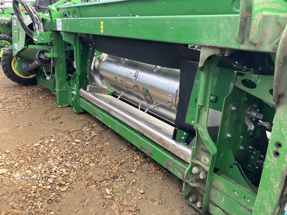 2025 John Deere HDF 45 Header Combine