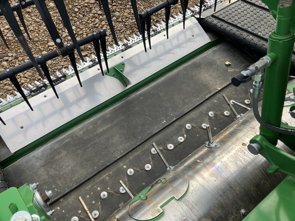 2025 John Deere HDF 45 Header Combine