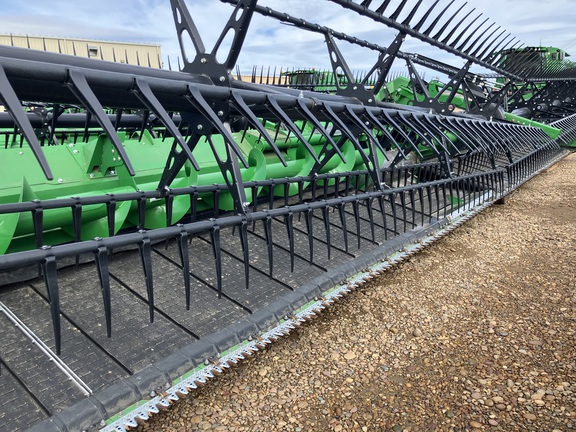 2025 John Deere HDF 45 Header Combine