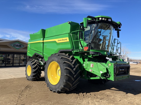 2025 John Deere S7 700 Combine