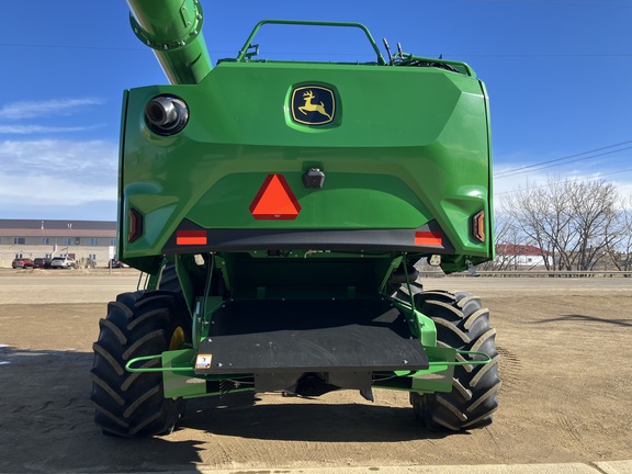 2025 John Deere S7 700 Combine