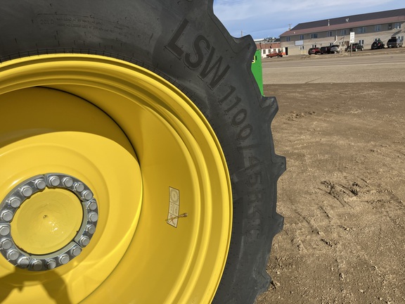 2025 John Deere S7 700 Combine