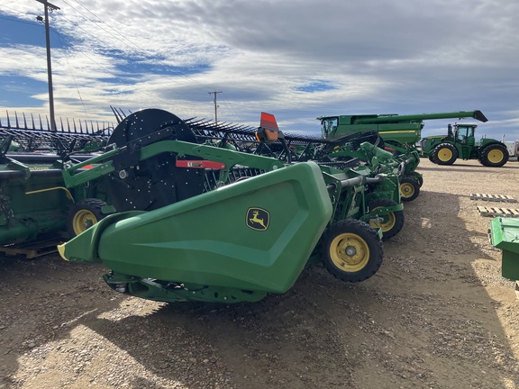2025 John Deere HDF 45 Header Combine