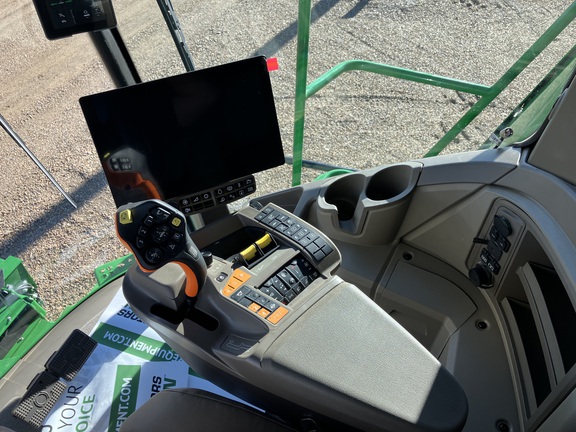 2025 John Deere S7 700 Combine