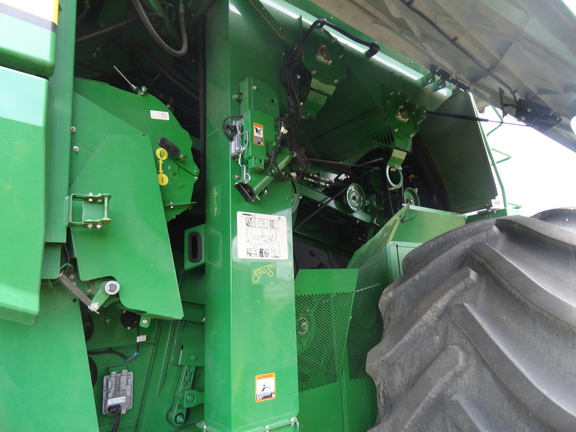 2024 John Deere S790 Combine