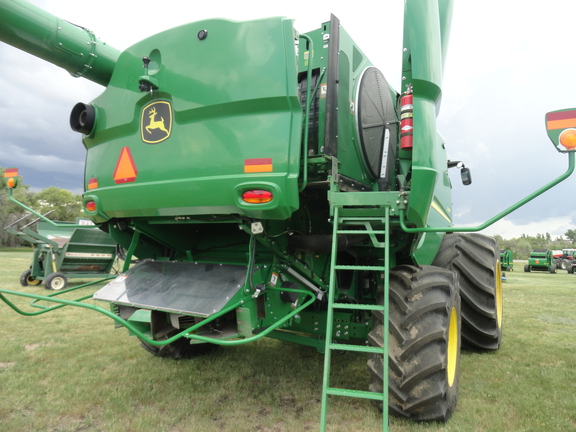 2024 John Deere S790 Combine