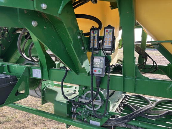 2019 John Deere 1830/1910 Air Seeder