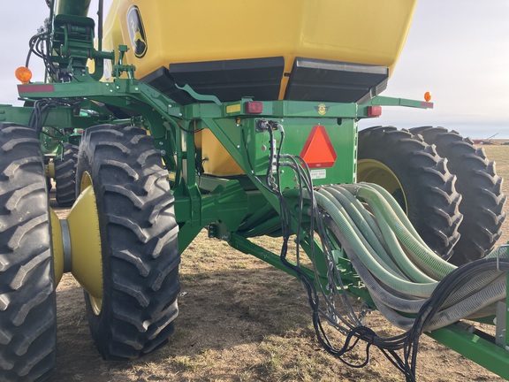 2019 John Deere 1830/1910 Air Seeder