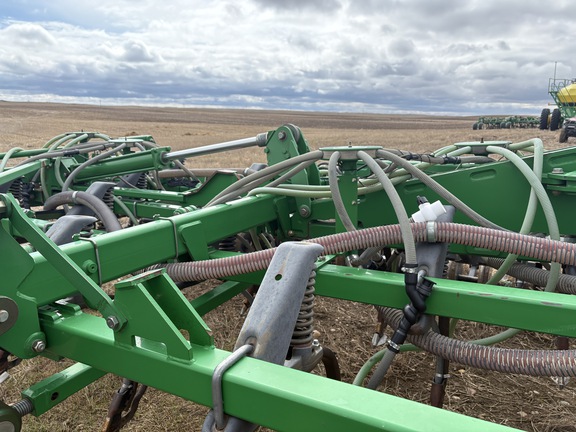 2008 John Deere 1830 Air Seeder