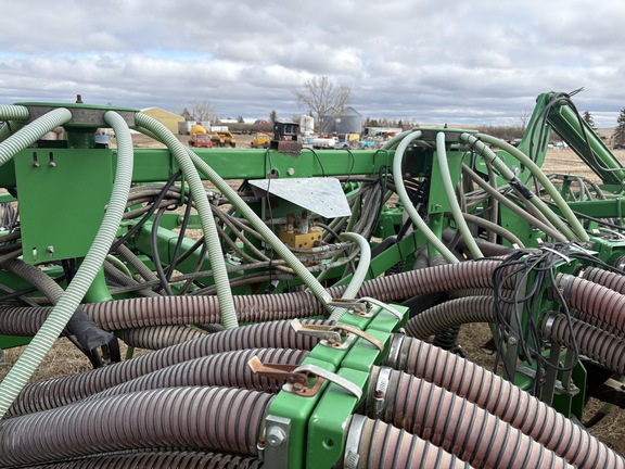 2008 John Deere 1830 Air Seeder