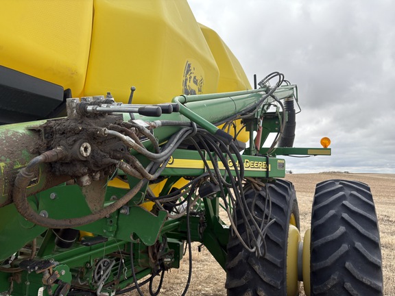 2008 John Deere 1830 Air Seeder