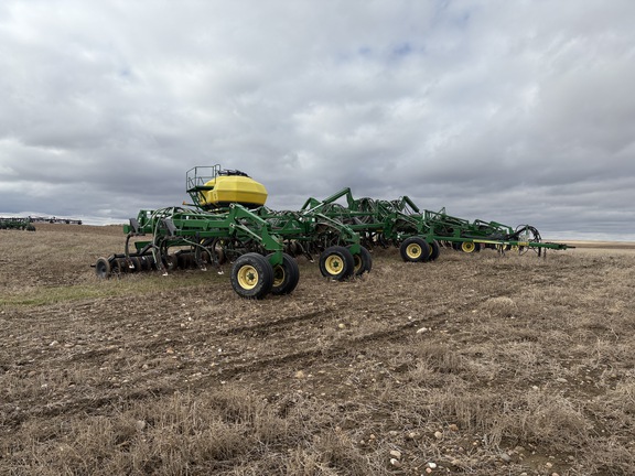 2008 John Deere 1830 Air Seeder