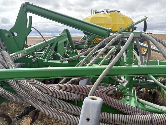 2008 John Deere 1830 Air Seeder