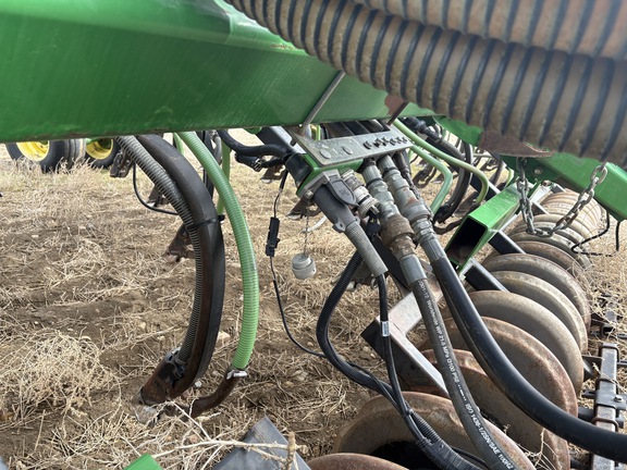 2008 John Deere 1830 Air Seeder