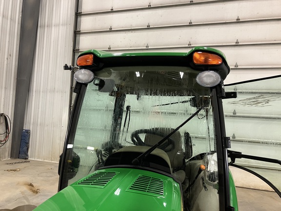 2022 John Deere 3039R Tractor Compact