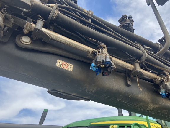 2024 John Deere 616R Sprayer/High Clearance