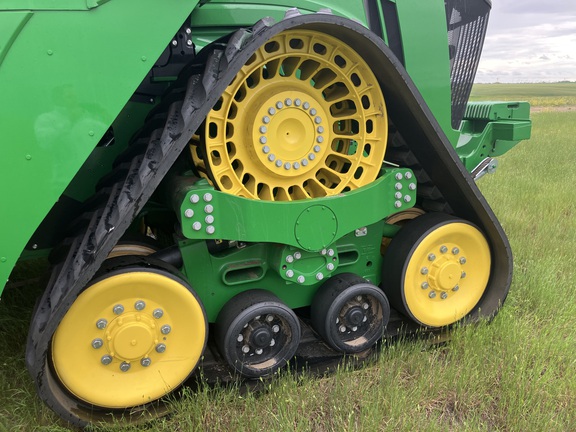 2025 John Deere 9RX 640 Tractor Rubber Track