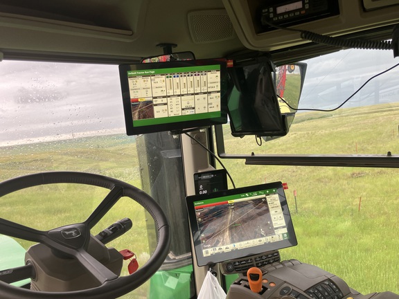 2025 John Deere 9RX 640 Tractor Rubber Track