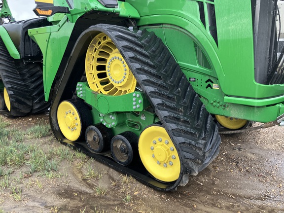 2025 John Deere 9RX 640 Tractor Rubber Track