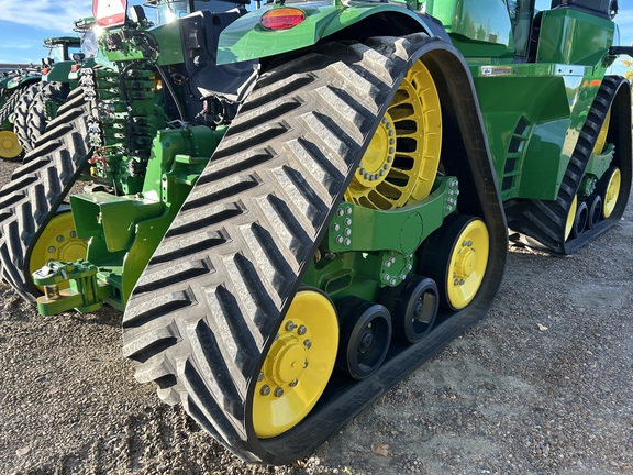 2025 John Deere 9RX 640 Tractor Rubber Track