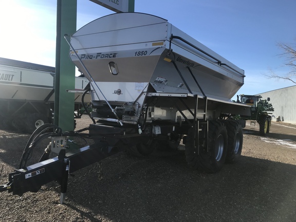 Unverferth 1850 PRO FORCE Fertilizer Spreader