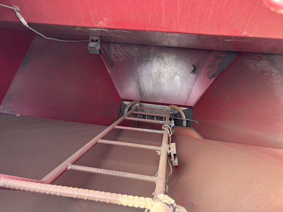 2012 Seed Hawk 6012 Air Seeder