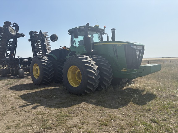 2019 John Deere 9520R Tractor 4WD