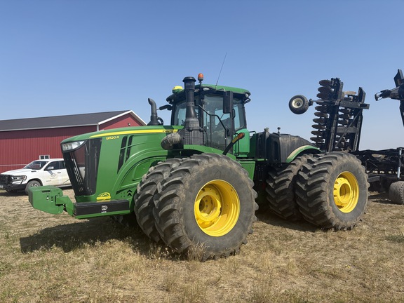 2019 John Deere 9520R Tractor 4WD