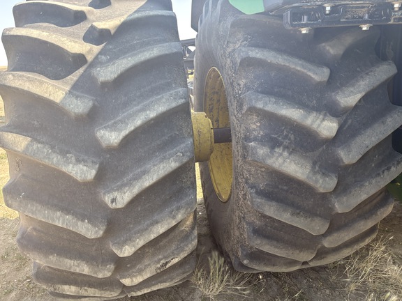 2019 John Deere 9520R Tractor 4WD