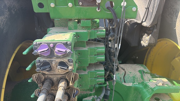 2019 John Deere 9520R Tractor 4WD