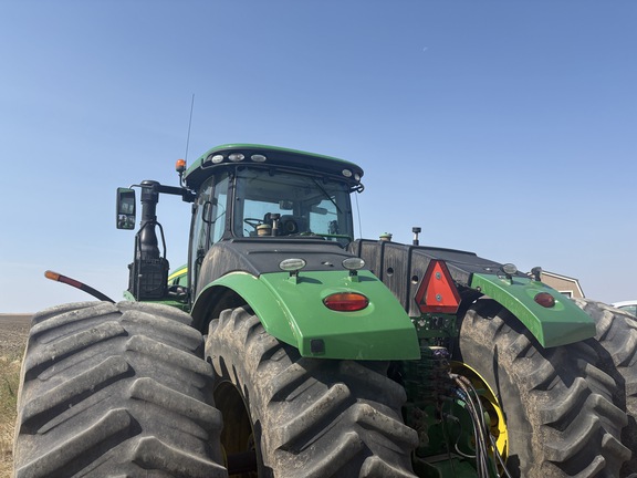 2019 John Deere 9520R Tractor 4WD