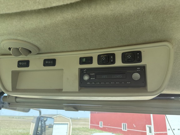 2019 John Deere 9520R Tractor 4WD