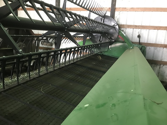 2024 John Deere RD40F Header Combine