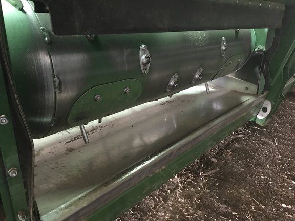 2024 John Deere RD40F Header Combine