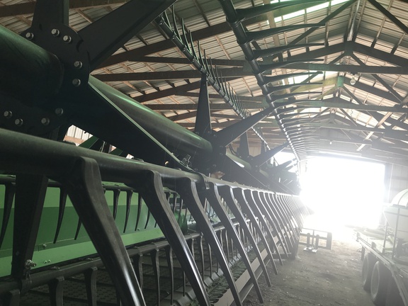 2024 John Deere RD40F Header Combine