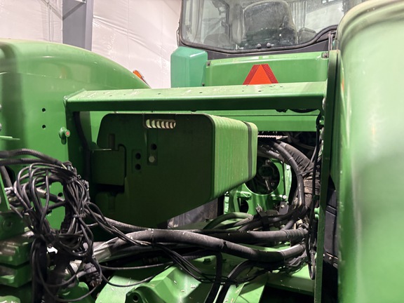 2013 John Deere 9560R Tractor 4WD