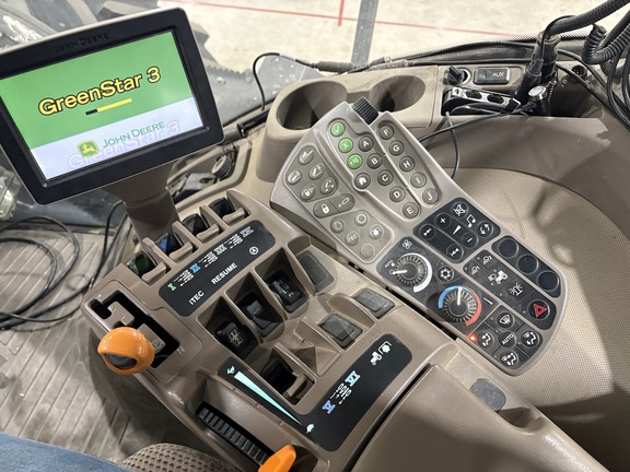 2013 John Deere 9560R Tractor 4WD