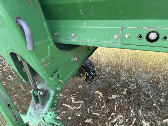 2010 John Deere 635D Header Combine