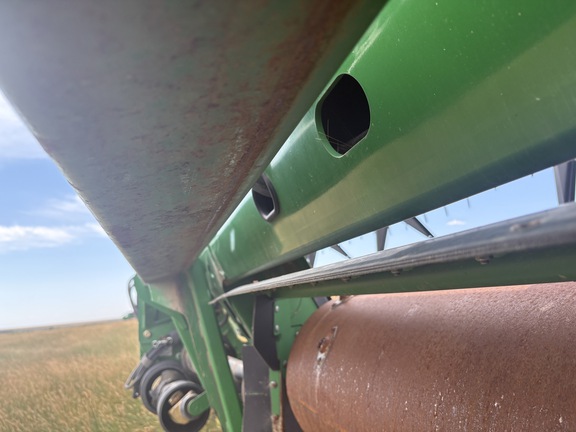 2010 John Deere 635D Header Combine